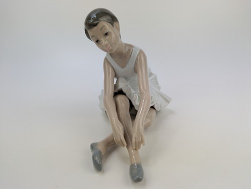 Vintage nao lladró seated - by,