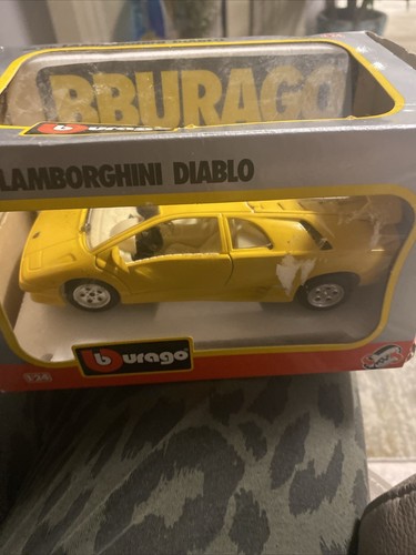 Burago scale diecast - 1/24,
