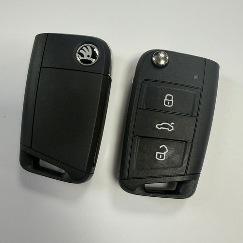 Skoda flip key fob button - key,
