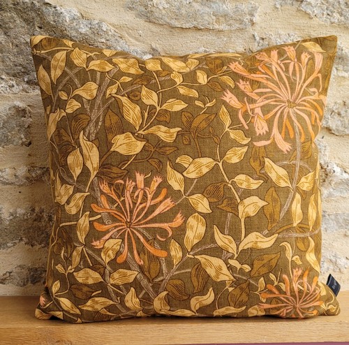 William morris honeysuckle - william,