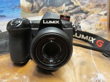 Panasonic Lumix DC-G9 Hybrid 20.3MP 4/3 Photos + Video 25mm F:1.7 Lens +GRIP