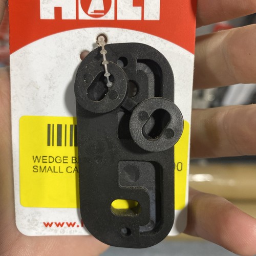 Holt wedge base for cam - wedge, cleat