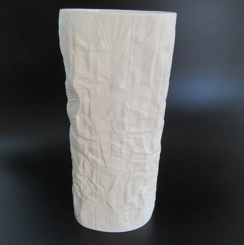 Rock vase martin freyer - by,