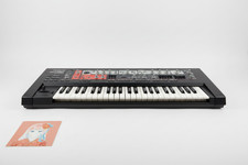 Roland SH-201 Synthesizer Pro