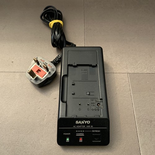 Sanyo adaptor var 18 - ac, var-18