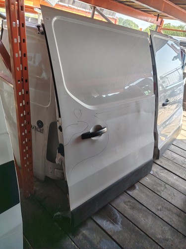 Vauxhall vivaro renault - vauxhall, trafic