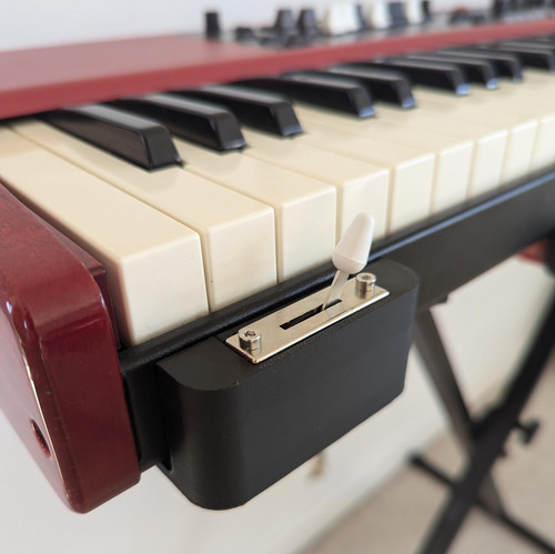 Half moon switch for nord - half,