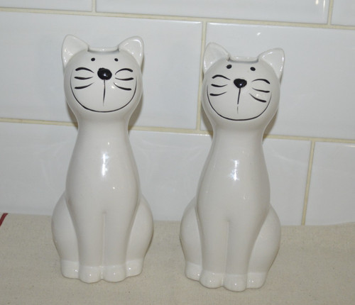 Cat shape ceramic radiator