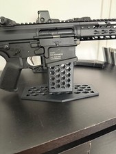3D Printed Display Stand for Airsoft Rifle – Fits TR16 & Similar Replicas