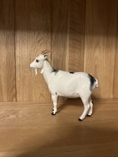 ROYAL DOULTON NIGERIAN POT