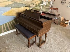 Baby Grand Piano - Mason New