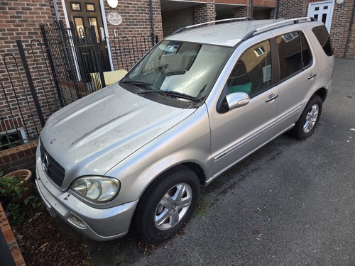 Mercedes benz ml270 - benz, w163