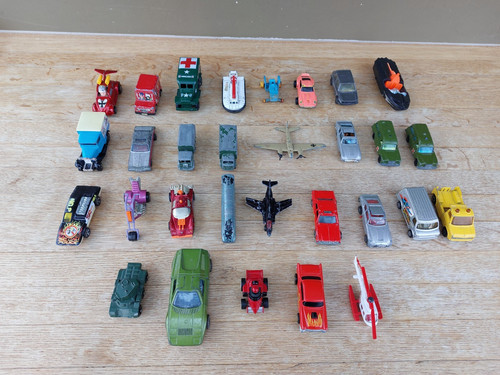 Job lot hot wheels - job, of