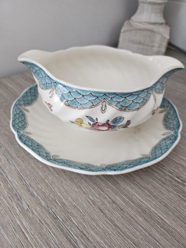Vtg royal doulton lowestoft - royal,