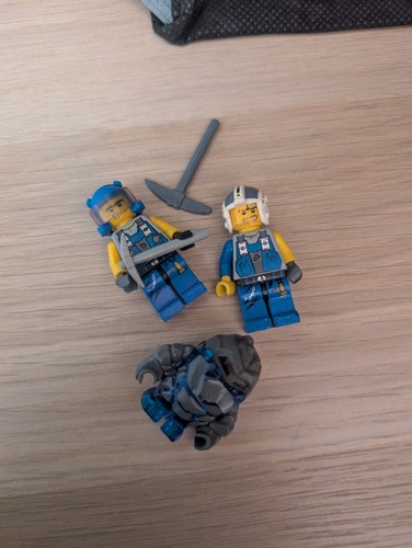 Lego power miners minifigures - power,