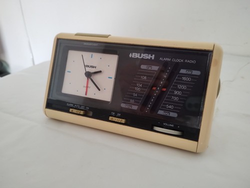 Vintage bush alarm clock radio - bush,