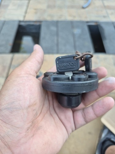 Classic mini petrol cap - classic,