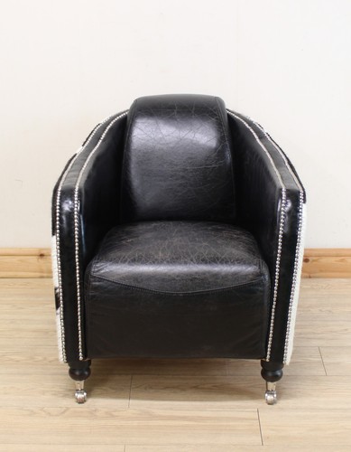 Artsome coach house black - house,