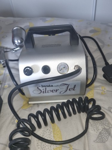 Iwata silver jet - silver,