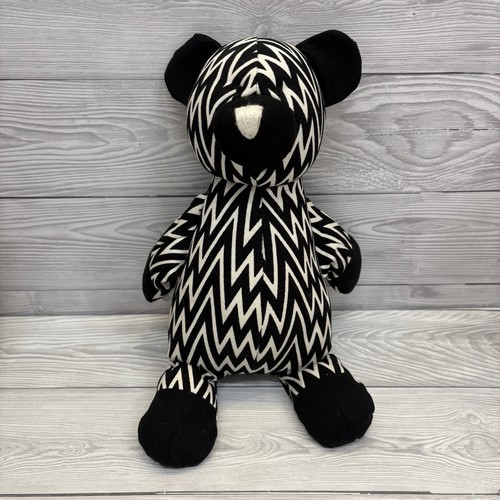 Black white zig - black,