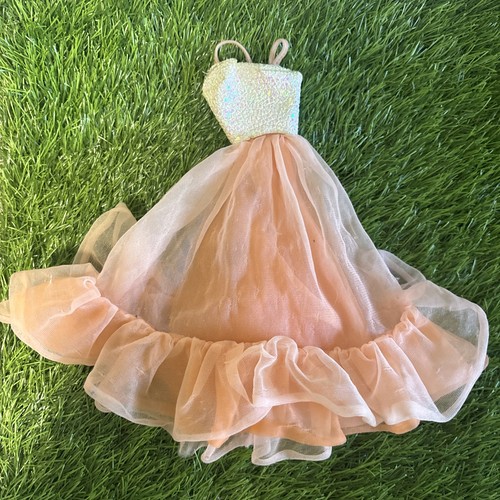 Vintage peaches cream barbie - vintage,