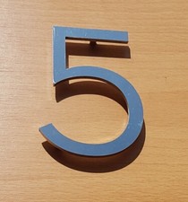 4" Contemporary Floating House