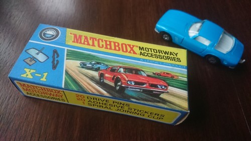Matchbox motorway accessories - matchbox,