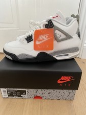 Nike Air Jordan 4 Retro