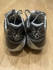 Adidas Predator Powerswerve