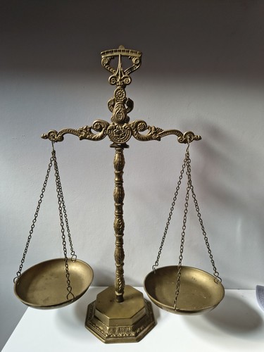 Vintage brass balance - vintage,