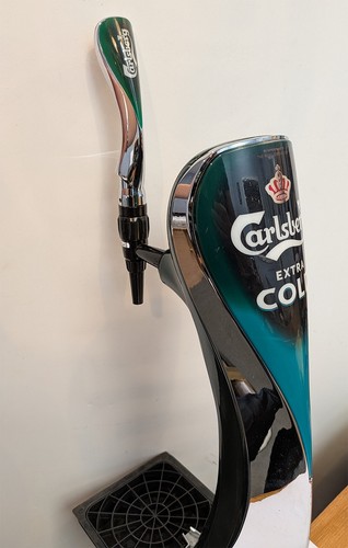 Carlsberg extra cold lager - carlsberg, "extra