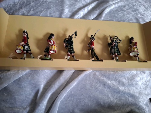 Ducal toy soldiers - ducal,
