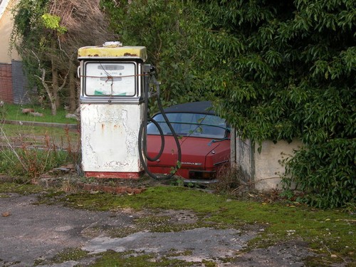Photo petrol pump - petrol,