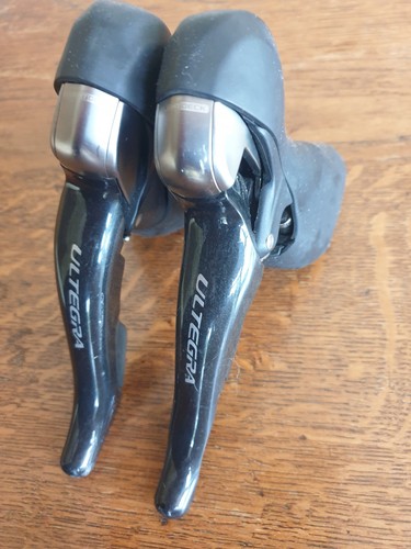Shimano ultegra 6700 shifters - shimano,