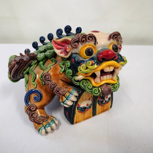 Chinese porcelain foo dog - porcelain,