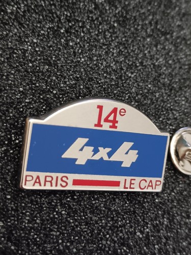 Pin pins - enamel, paris