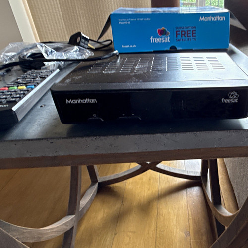Manhattan plaza freesat - plaza, hd-s2