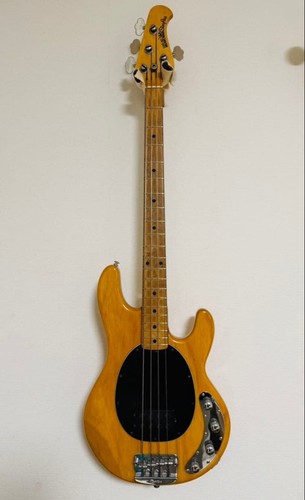 Music man stingray 2000 - music,