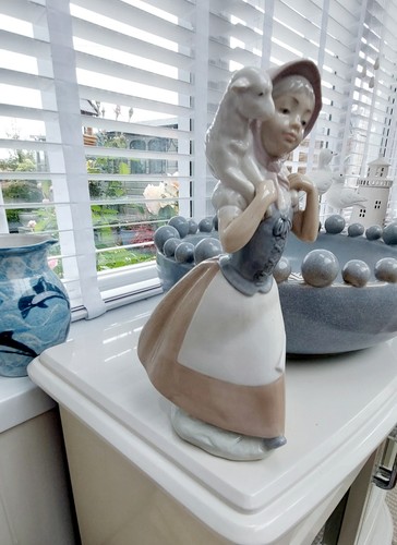 Lladro nao handmade - lladro,