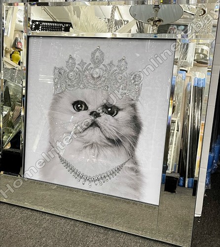 Cat with crown - , liquid