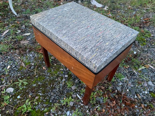 Retro sewing storage work - , box