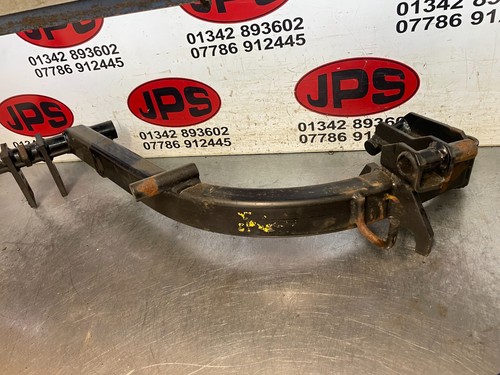 Front centre lift - r/h, x