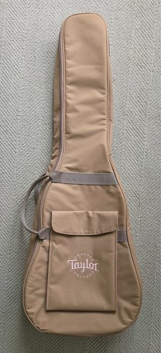 Taylor acoustic guitar gig bag