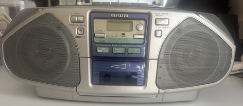 Aiwa compact disc - compact,