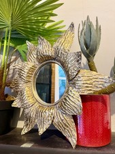 Vintage Style Gold Sun Flower