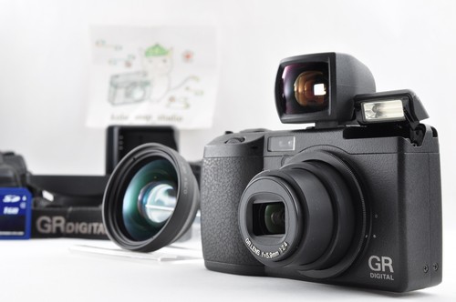 Ricoh digital near - gr, mint