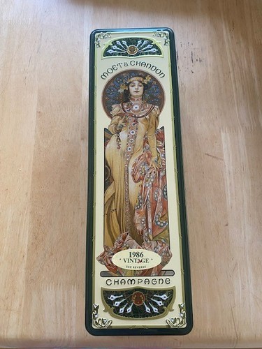 Vintage moet chandon - vintage,
