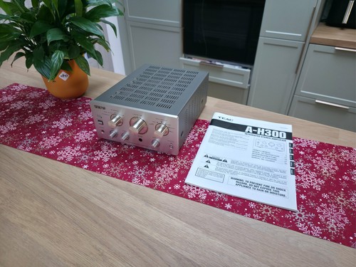 Teac reference 300 - 300, series