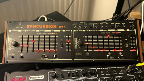 Behringer syncussion 1 - behringer, sy-1