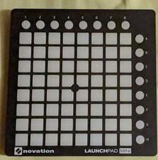 Launchpad Mini Novation in very good condition, delivery possible, never used.